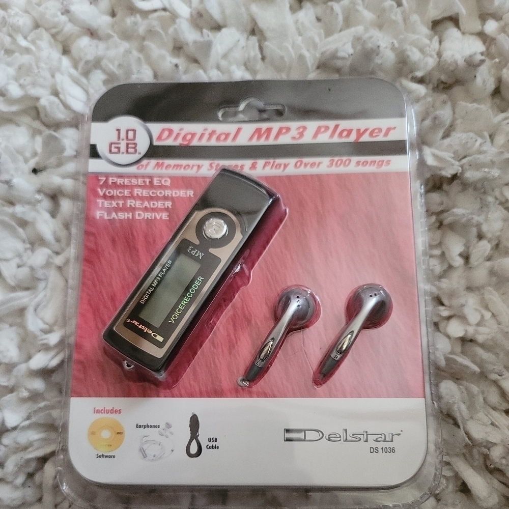 Delstar 1.0 G.B. Digital MP3‎ Player nwt